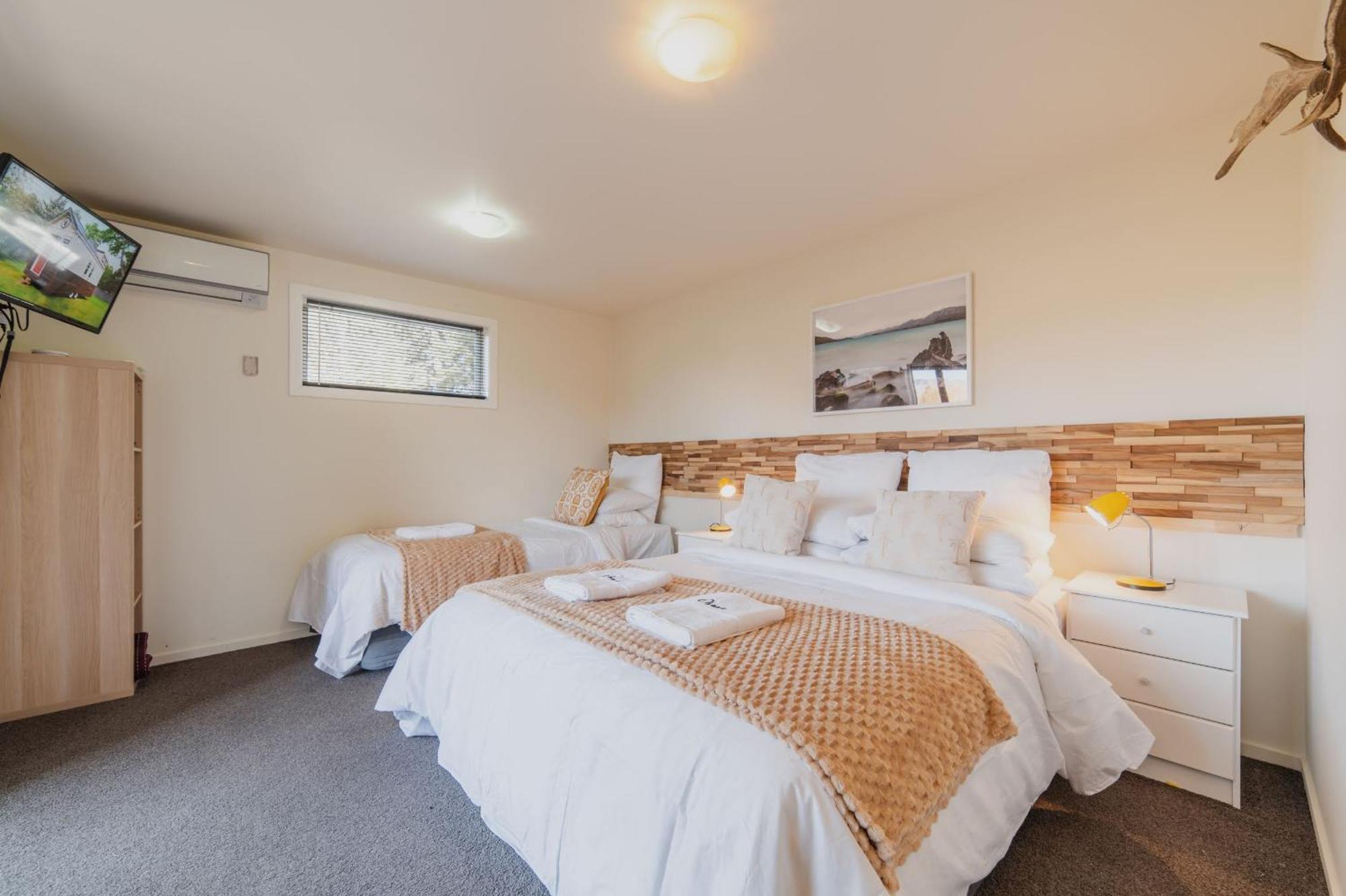 Lake Tekapo Cottages Exterior photo
