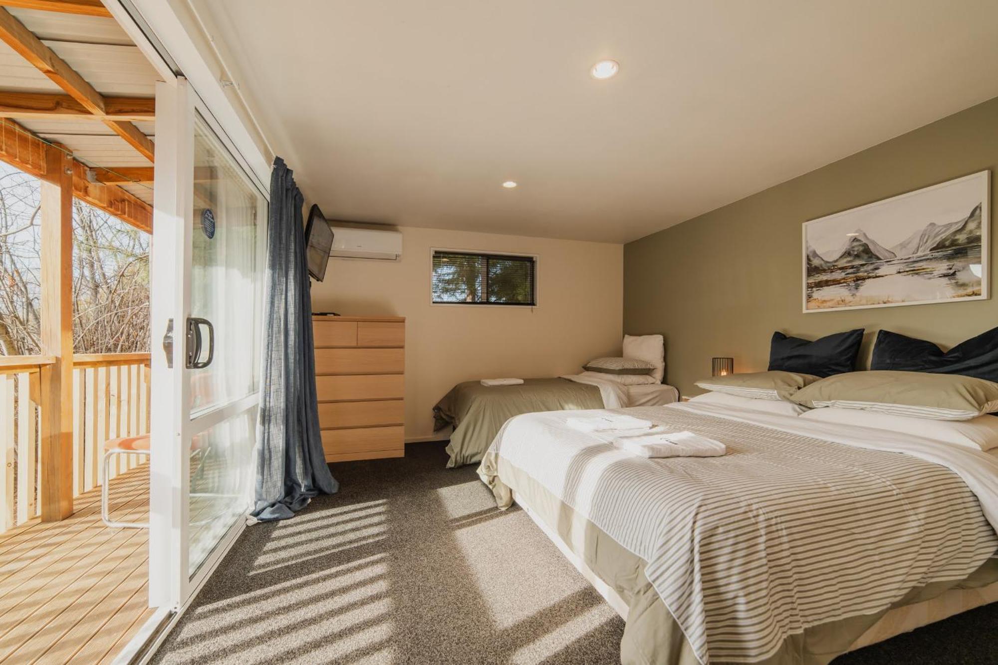 Lake Tekapo Cottages Exterior photo
